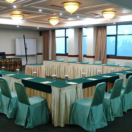 Permata Alam Hotel Puncak Luaran gambar